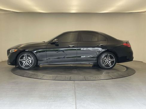 Used 2024 Mercedes-Benz C 300 4MATIC Sedan image 2