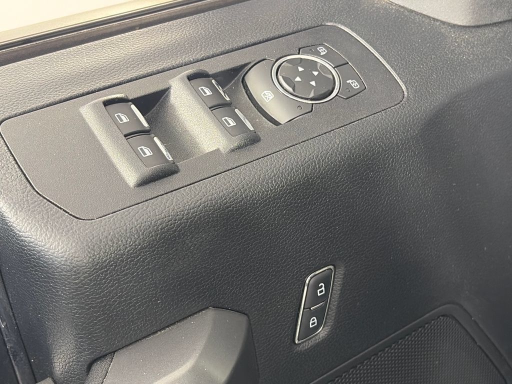 Used 2019 Ford F150 XLT w/ Equipment Group 302A Luxury AWD/4WD image 24