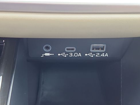 Certified 2023 Subaru Legacy Limited image 11