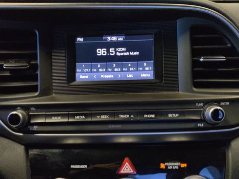 Used 2019 Hyundai Elantra SE w/ Cargo Package FWD image 25