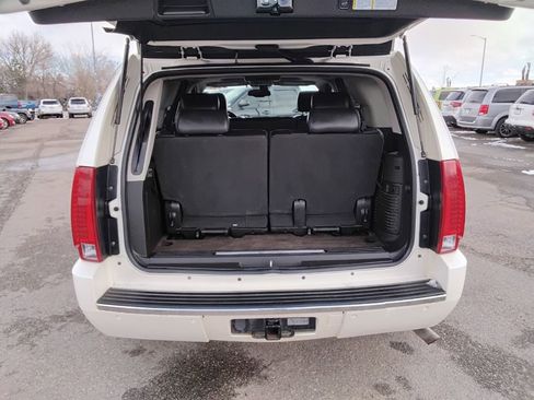 Used 2009 Cadillac Escalade 4WD Hybrid image 25