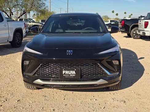 New 2026 Buick Envista Avenir image 2