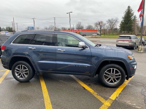 Used 2021 Jeep Grand Cherokee Limited AWD/4WD image 6