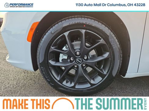 New 2026 Chrysler Pacifica Select w/ S Appearance Package FWD image 9