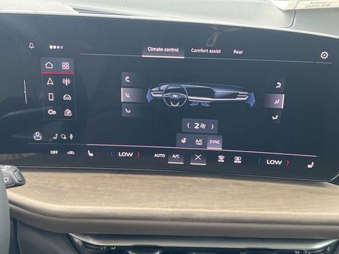 New 2025 Audi Q5 Premium image 26