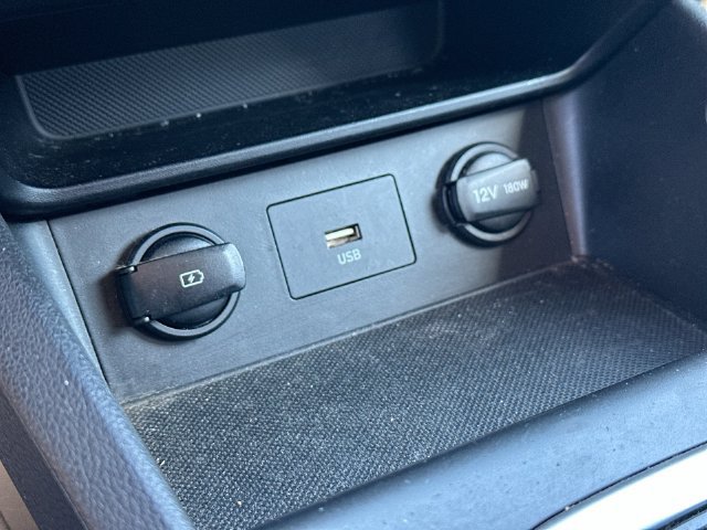 Used 2023 Hyundai Kona SEL FWD image 48