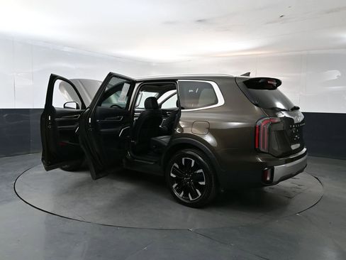 Used 2023 Kia Telluride SX AWD/4WD image 28
