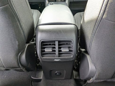 Used 2025 Ford Escape Active image 31