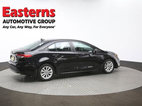 Used 2023 Toyota Corolla LE w/ LE Convenience Package image 42