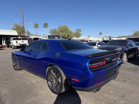 Used 2018 Dodge Challenger SRT Hellcat image 5
