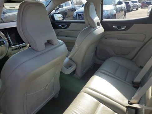 Used 2024 Volvo S60 B5 Core image 27