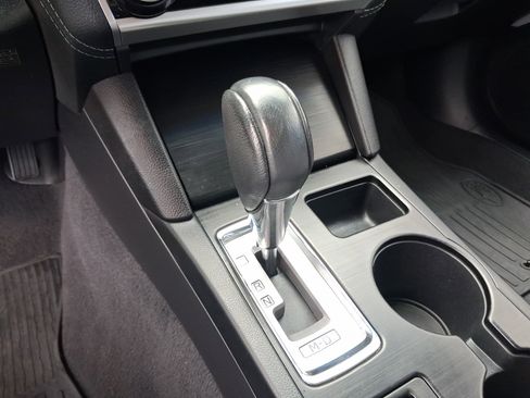 Used 2018 Subaru Outback 2.5i Premium image 20