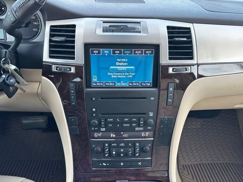 Used 2008 Cadillac Escalade EXT AWD/4WD image 15