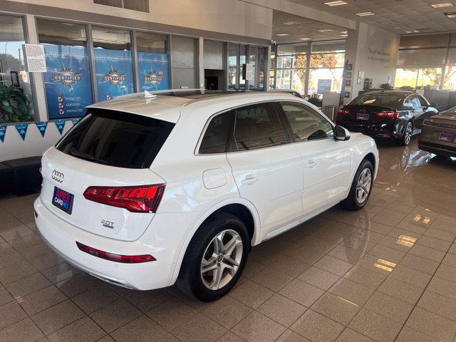 Used 2018 Audi Q5 2.0T Premium Plus w/ Premium Plus Package AWD/4WD image 2