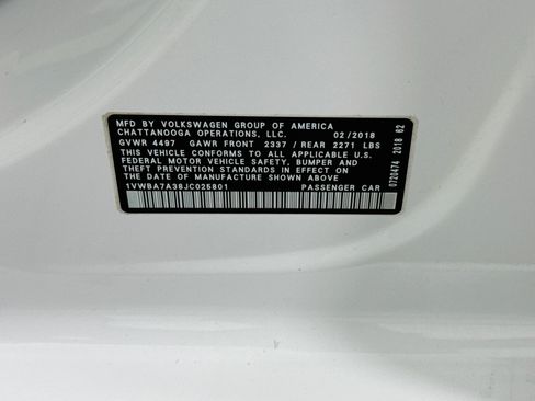 Used 2018 Volkswagen Passat 2.0T SE FWD image 31