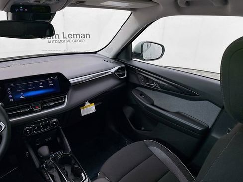 New 2026 Chevrolet TrailBlazer LT w/ Convenience Package image 25