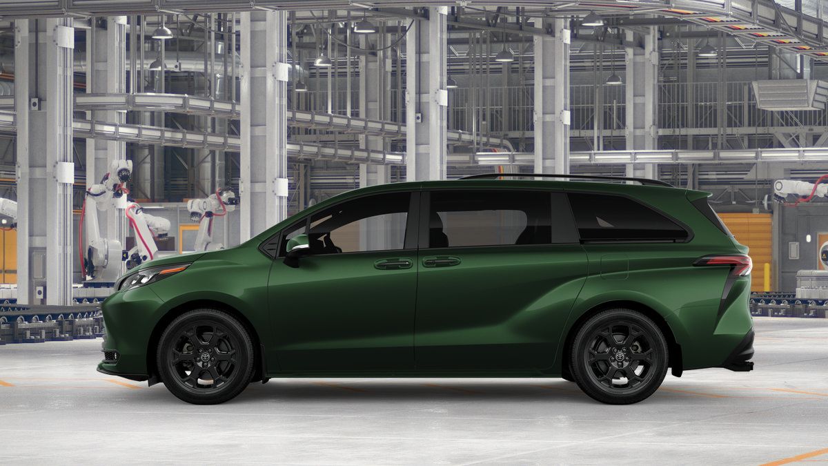 New 2026 Toyota Sienna XLE Woodland Edition AWD/4WD image 6
