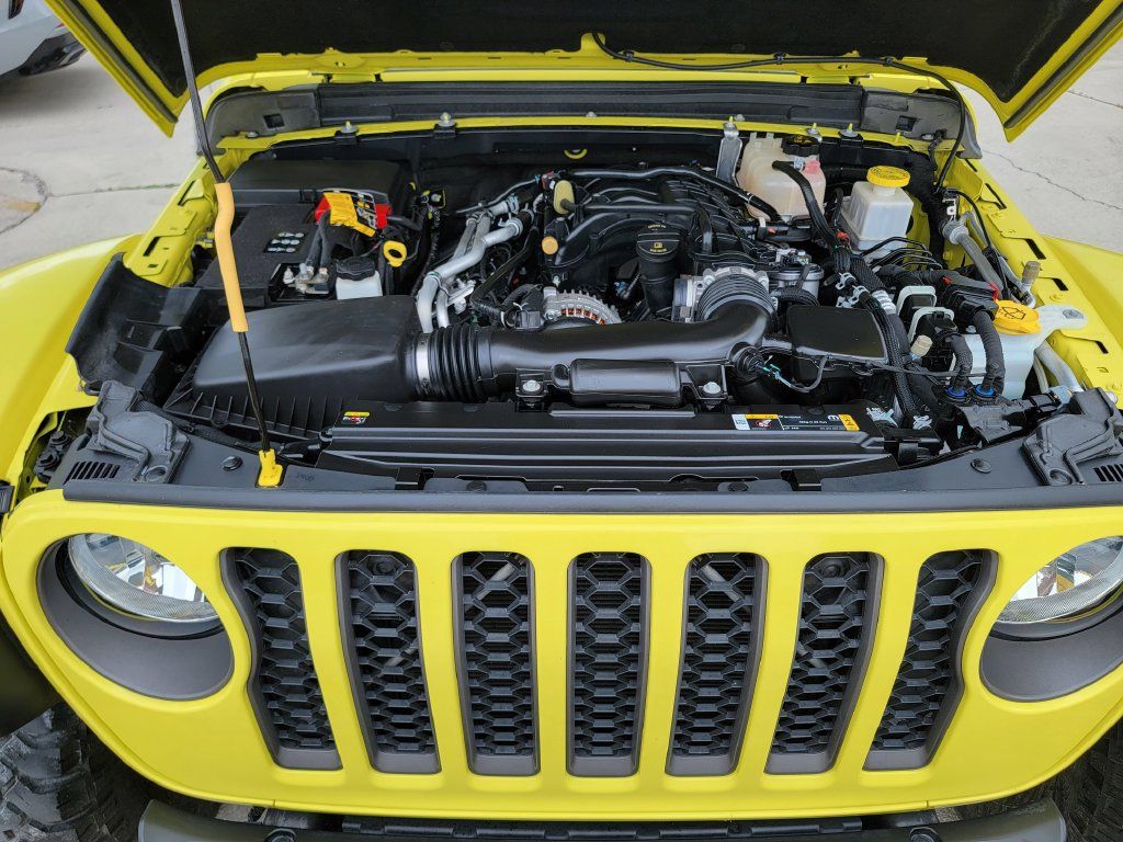 Used 2023 Jeep Gladiator Rubicon w/ Trailer Tow Package AWD/4WD image 25