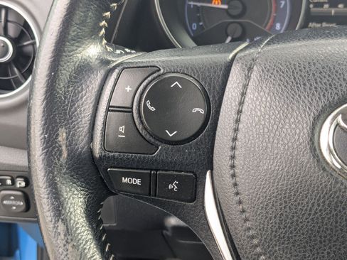 Used 2018 Toyota Corolla iM image 18