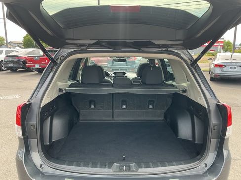 Used 2020 Subaru Forester Premium AWD/4WD image 25