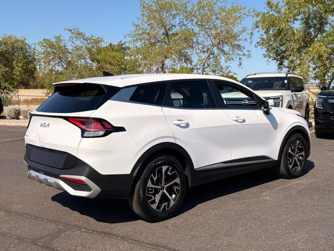 Used 2025 Kia Sportage EX FWD image 6