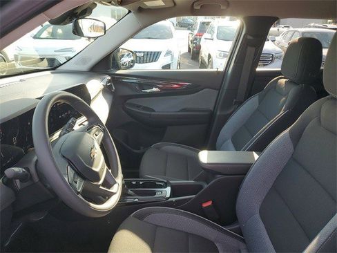 Certified 2025 Chevrolet TrailBlazer LS w/ LS Convenience Package image 13