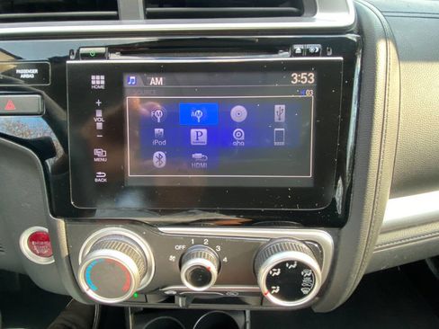 Used 2015 Honda Fit EX image 19