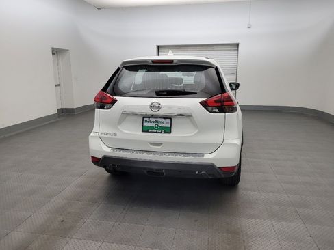 Used 2018 Nissan Rogue S FWD image 7