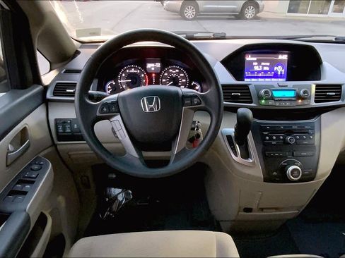Used 2013 Honda Odyssey EX image 6
