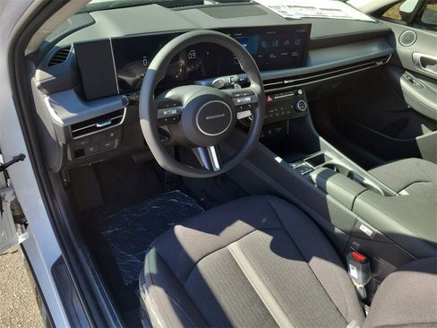 New 2025 Hyundai Sonata SEL image 13