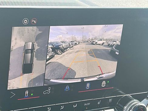 New 2025 GMC Canyon Denali w/ LPO, Denali Black Edition image 21