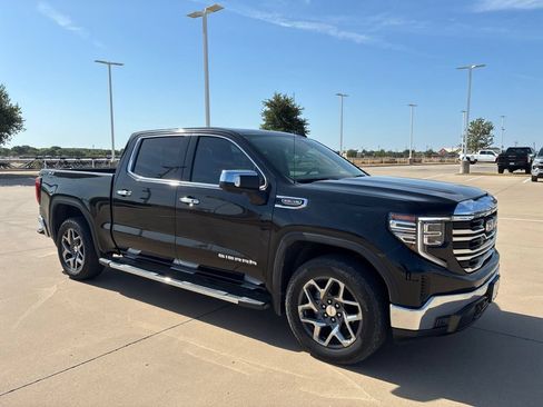 Used 2022 GMC Sierra 1500 SLT w/ SLT Convenience Package AWD/4WD image 5