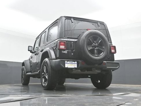 Used 2020 Jeep Wrangler Unlimited Sahara AWD/4WD image 40