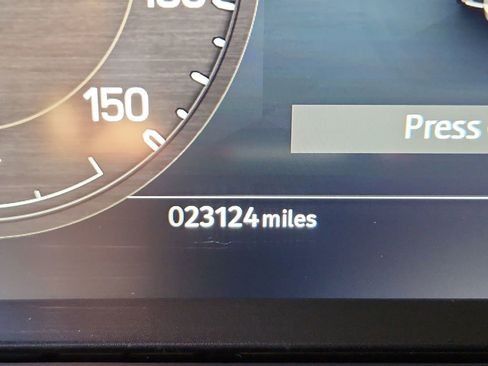 Used 2023 Land Rover Defender 90 X AWD/4WD image 19