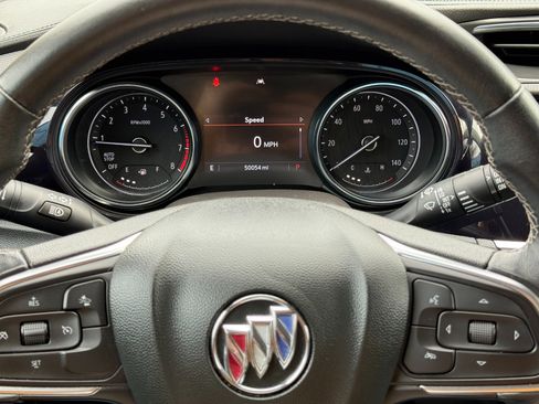 Used 2021 Buick Encore GX Select w/ Sport Touring Package image 11