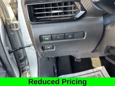 Used 2023 Nissan Sentra SV image 19