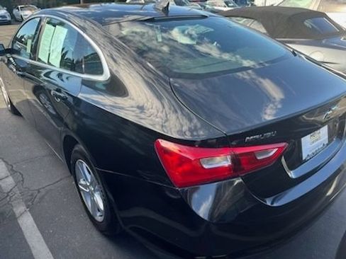 Used 2023 Chevrolet Malibu LT FWD image 3
