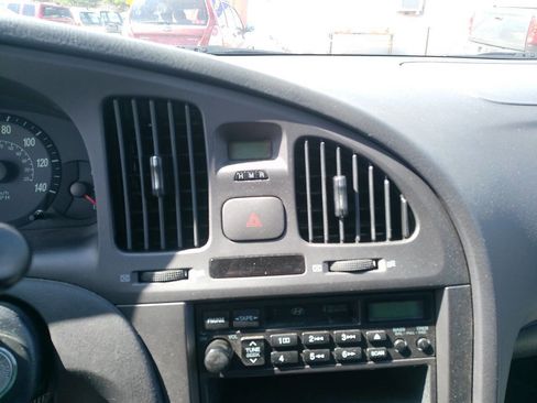 Used 2005 Hyundai Elantra GT image 36