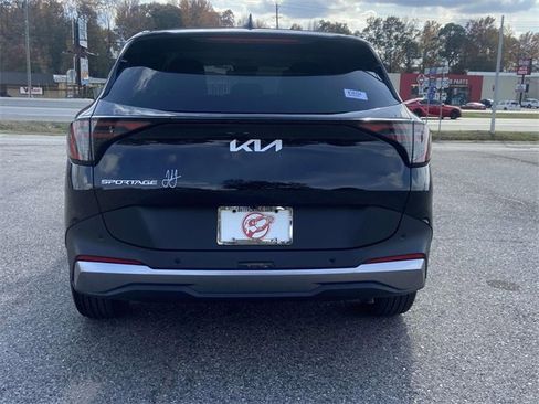 New 2026 Kia Sportage EX image 3