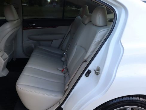 Used 2010 Subaru Legacy 2.5GT Limited image 20