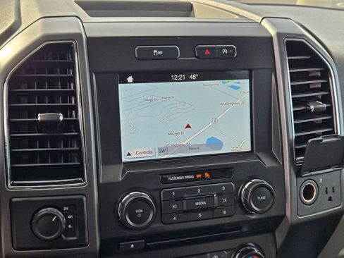 Used 2018 Ford F150 XLT w/ Equipment Group 302A Luxury image 26