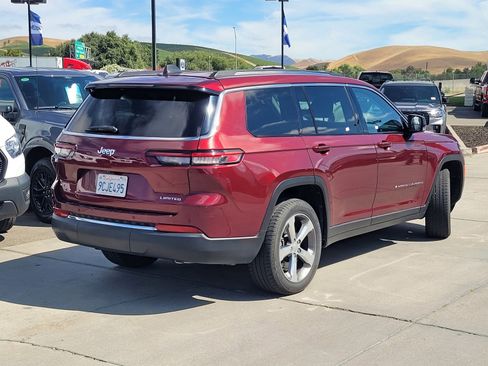 Used 2021 Jeep Grand Cherokee L Limited image 4