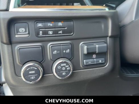 Used 2025 Chevrolet Tahoe High Country RWD image 31