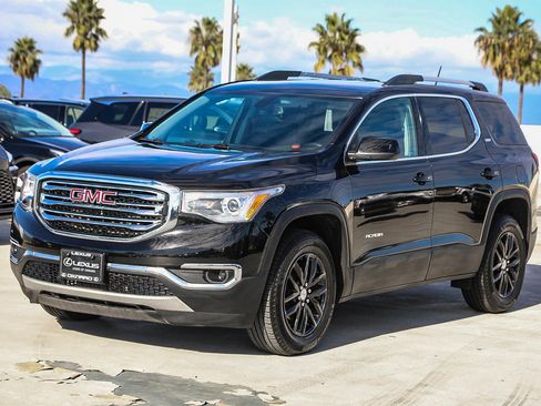 Used 2019 GMC Acadia SLT image 3