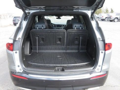 Used 2023 Buick Enclave Premium w/ Experience Buick Package image 10