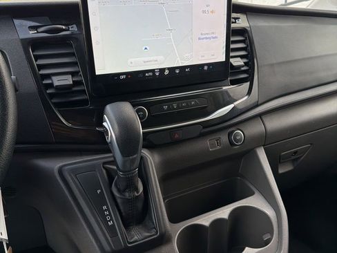 Used 2023 Ford Transit 350 XLT image 14