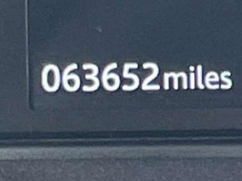 Used 2019 Land Rover Range Rover Evoque Landmark Edition image 6