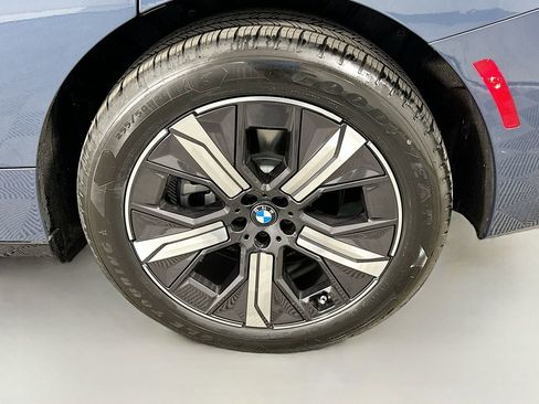 New 2026 BMW iX xDrive45 w/ Premium Package image 23