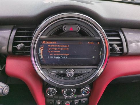 Used 2014 MINI Cooper 2-Door Hardtop image 19