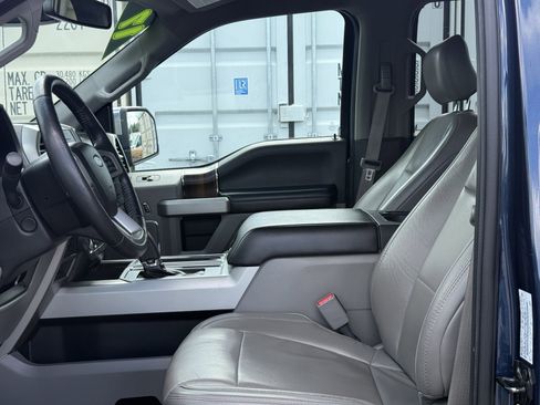Used 2017 Ford F150 Lariat w/ Equipment Group 502A Luxury AWD/4WD image 20